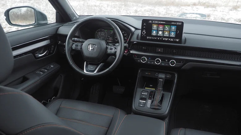 Honda CR-V interior