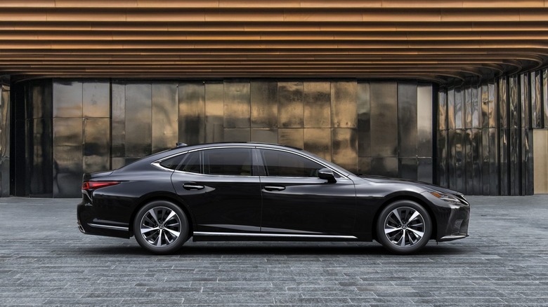 2023 Lexus LS 500