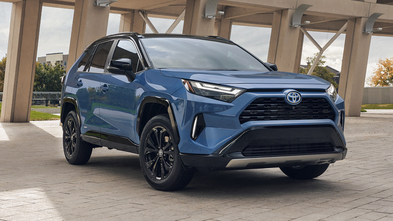 2024 Toyota RAV4 Hybrid XSE