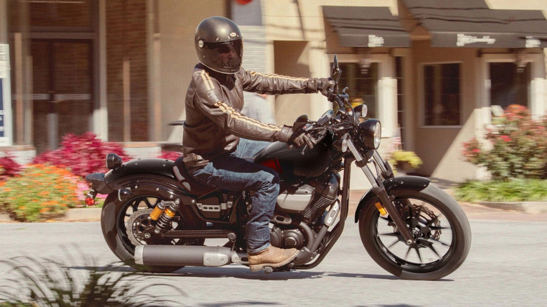 Yamaha Bolt R-Spec on the road