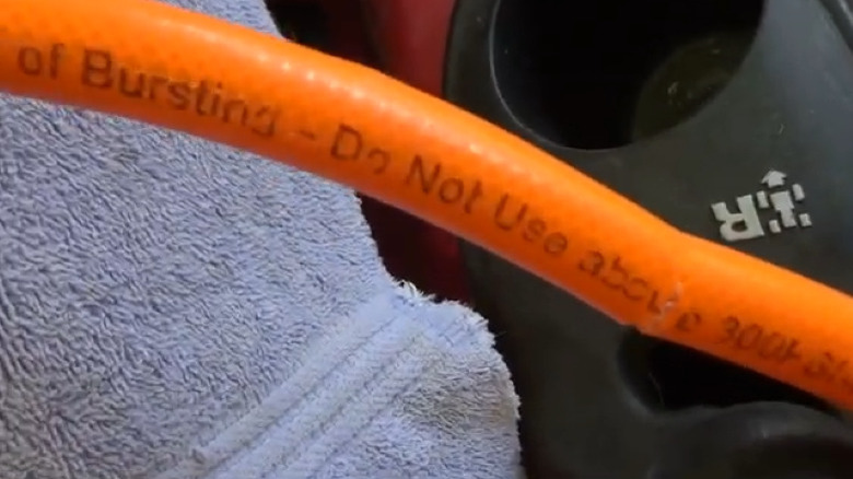 split orange air hose