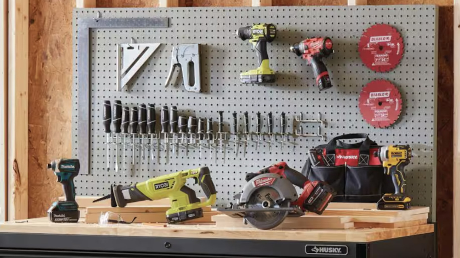 10 Top-Rated Home Depot Tools For Under $10