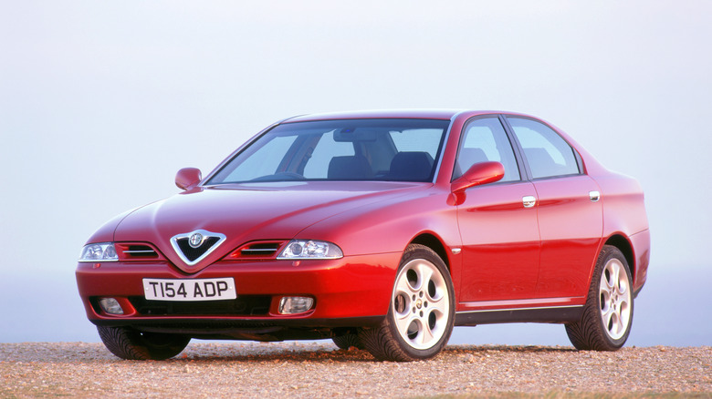 The Alfa Romeo 166 in red, front 3/4 view