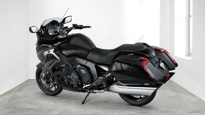 Black BMW K 1600 B