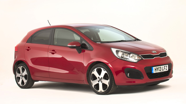 Red 2013 Kia Rio