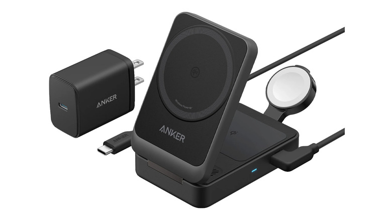 Anker MagGo Wireless Charging Station (Foldable 3-in-1)