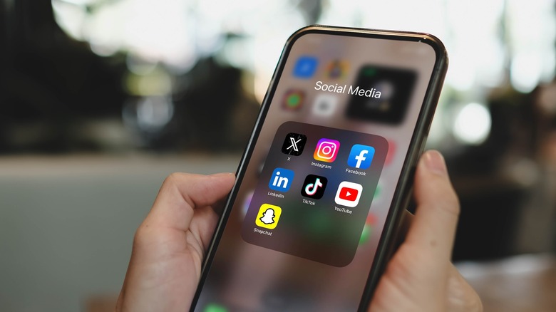 social media apps on iphone