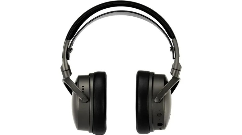 Audeze Maxwell headphones