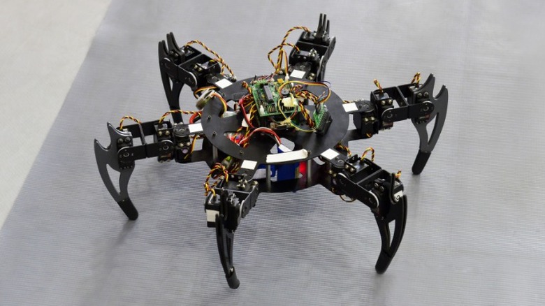 Circular six-legged robotic insect