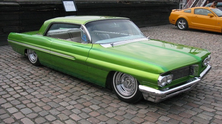 Green 1962 Pontiac Catalina lowrider