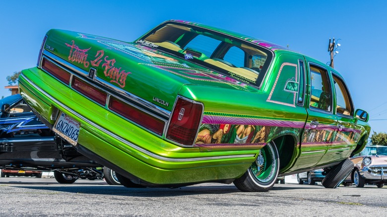 12 Cars That Make Awesome Lowriders - GearOpen.com