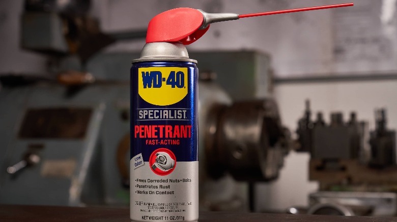 Can of WD-40 Rust Penetrant on a table