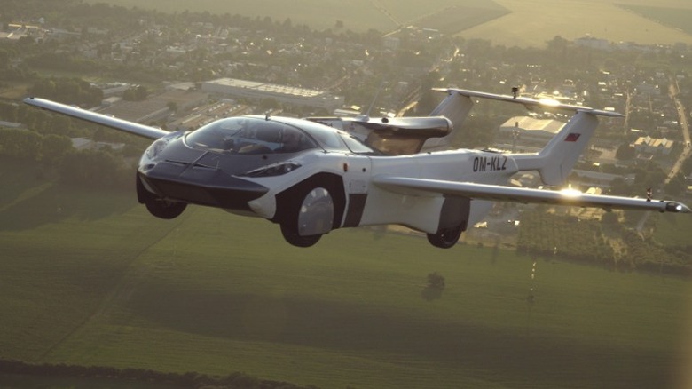 Klein Vision aircar in the air