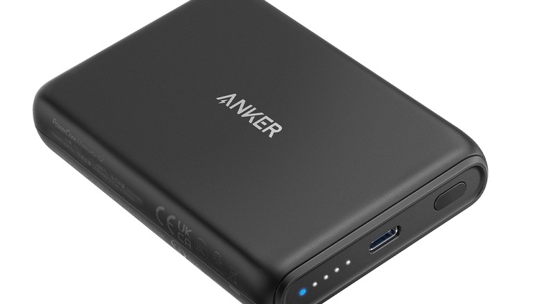 Anker Magnetic Portable Charger 5K