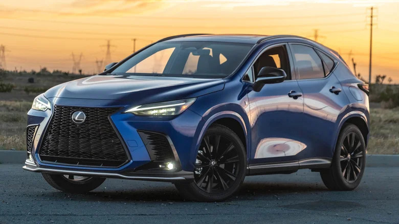 Lexus NX 450h+ AWD