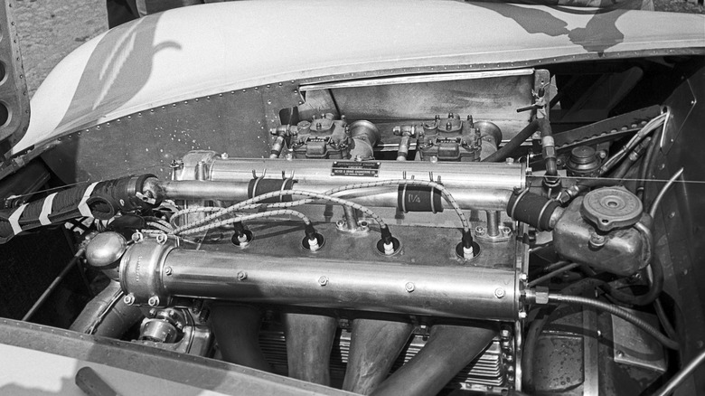 3.0L Offenhauser inline-4 at 1955 Le Mans