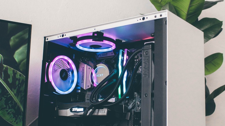 white nzxt computer tower case