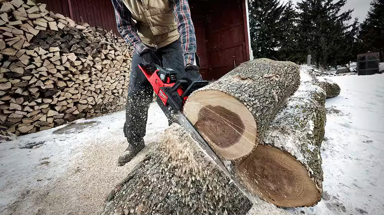 Milwaukee 16 inch Chainsaw