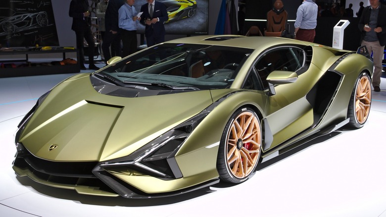 2021 Lamborghini Sián at a show