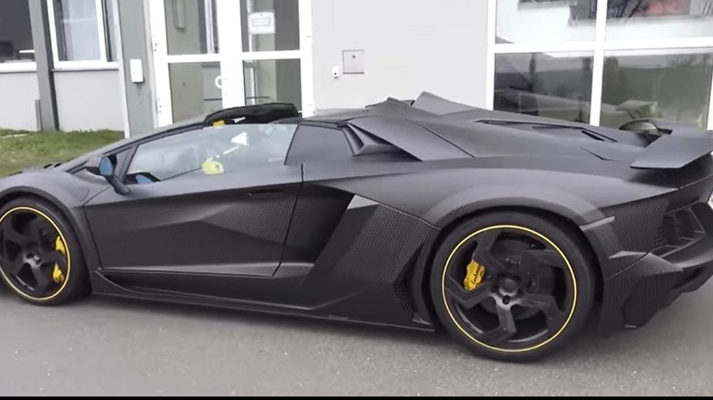 Carbon fiber Lamborghini Mansory Carbonado Apertos