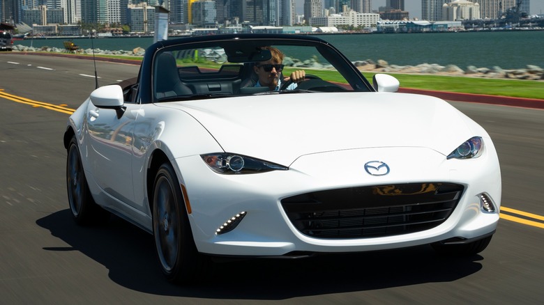 Mazda MX-5 Miata White