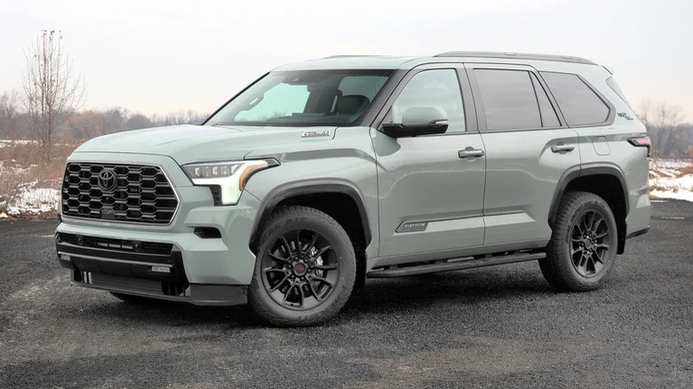 Toyota Sequoia