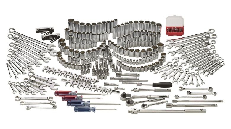 Klutch 305-Piece Mechanic's Tool Set is displayed.