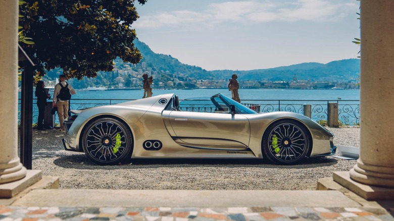 Porsche 918 Spyder Concept displayed by the waterfront