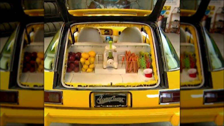 Juicer in back of AMC Pacer