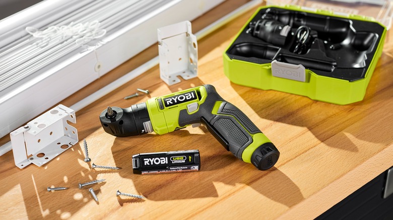 Ryobi USB screwdriver kit