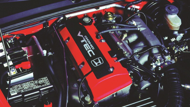 Honda S2000 VTEC engine