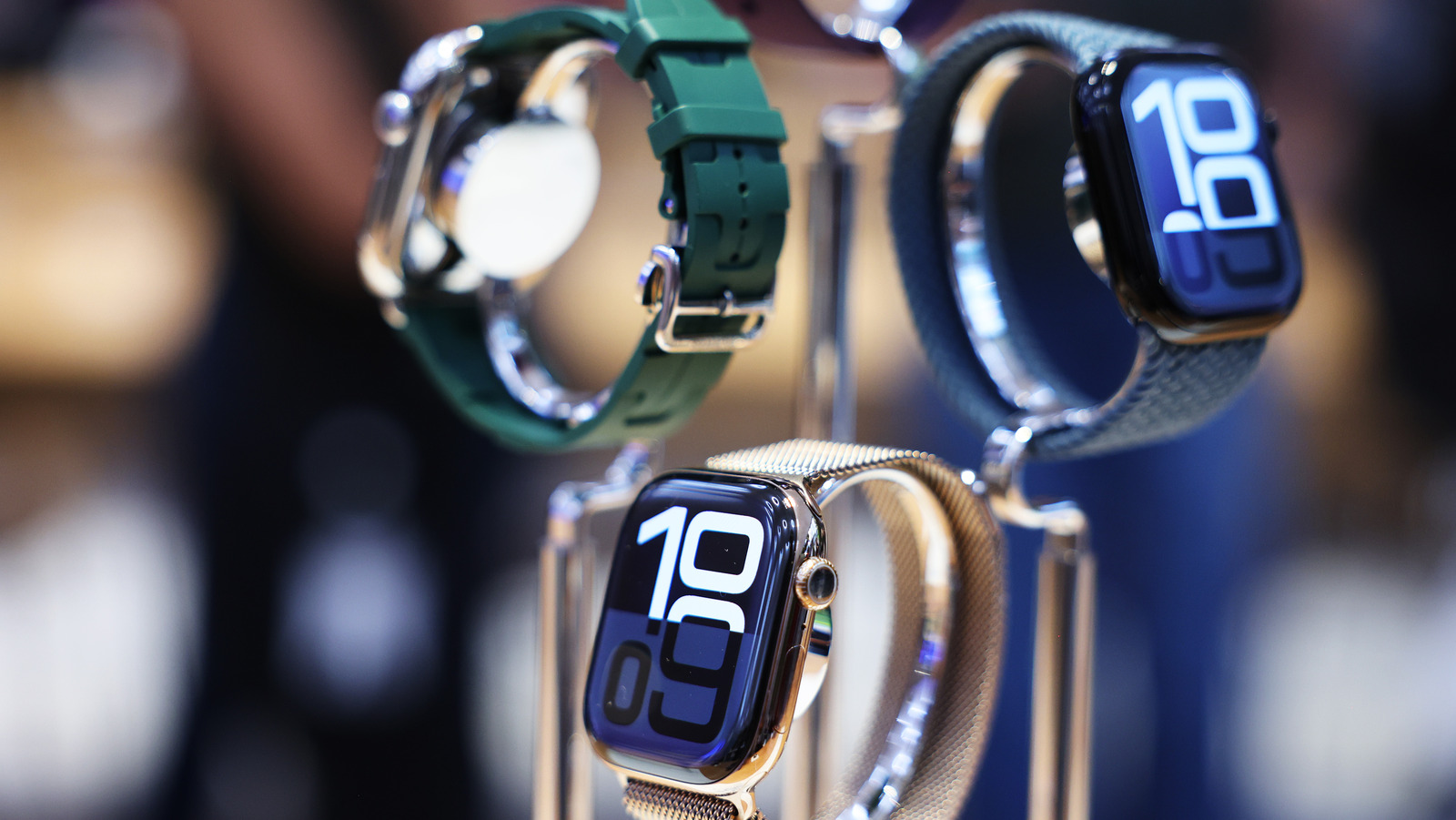 12 Things You Should Know Before Buying An Apple Watch (New Or Used)