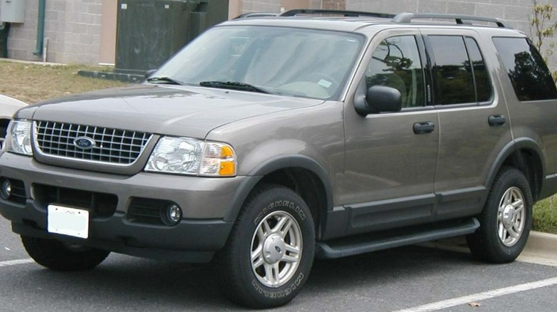 Gray 2002 Ford Explorer