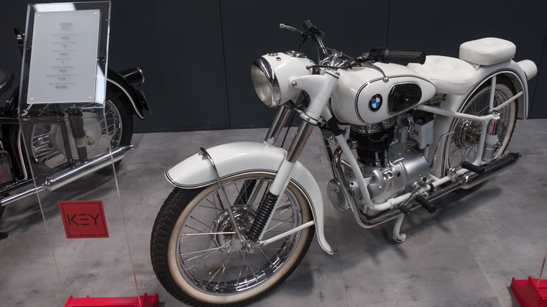 A BMW R25/3