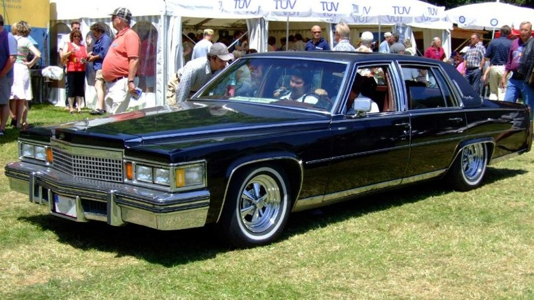 1977 Cadillac Fleetwood Brougham at car show