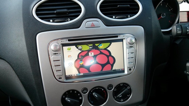 Raspberry Pi image on car computer