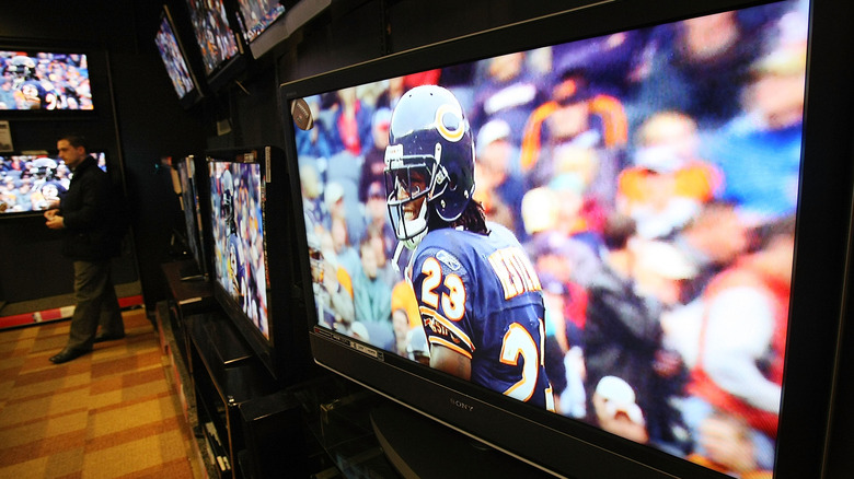 HD TVs in store, 2008