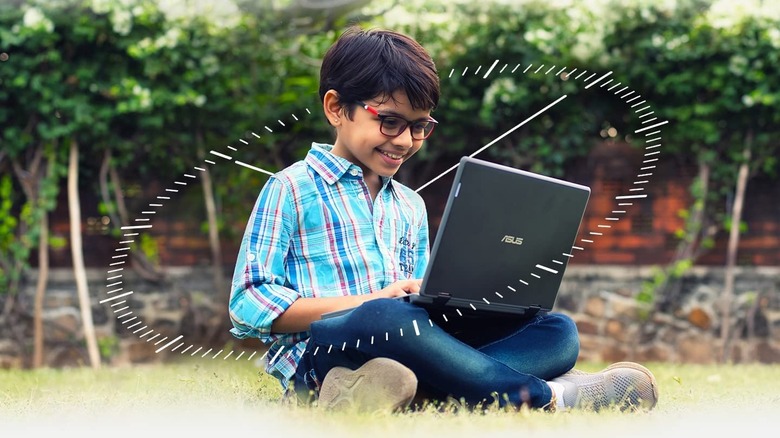 A child using the Asus BR1100