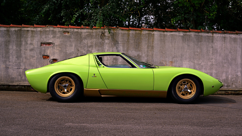 Lamborghini Miura