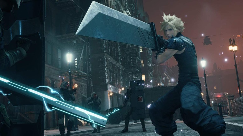 Cloud holding his sword ready to attack