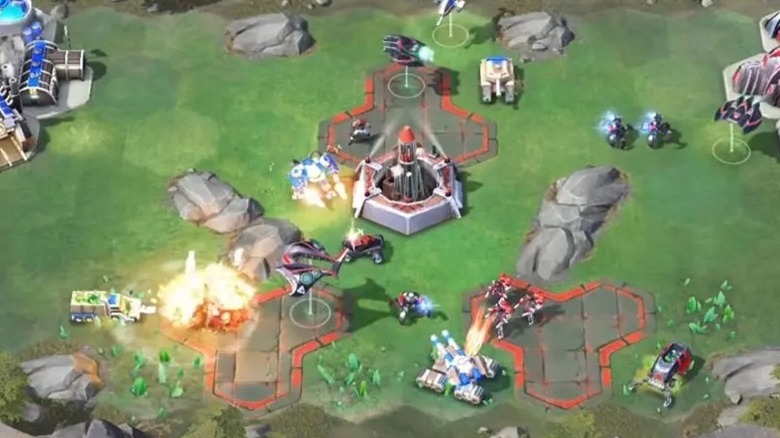 Players attacking a base in Command & Conquer: Rivals