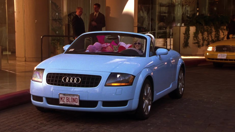 Reese Witherspoon and her dog in the Candy Blue Audi TT Roadster in Legally Blonde 2