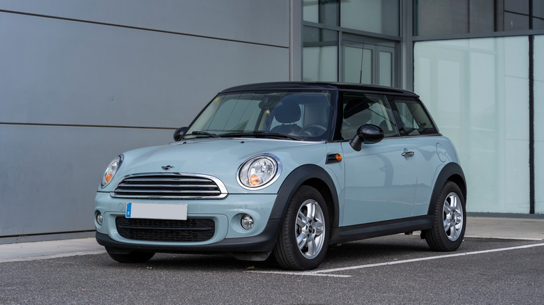 blue Mini Cooper D