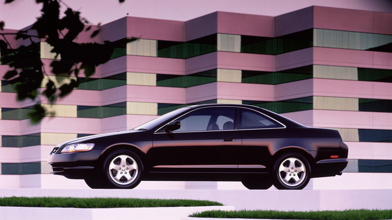 Black 2000 Honda Accord parked