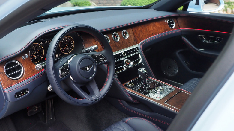 2022 Bentley Flying Spur Hybrid dashboard