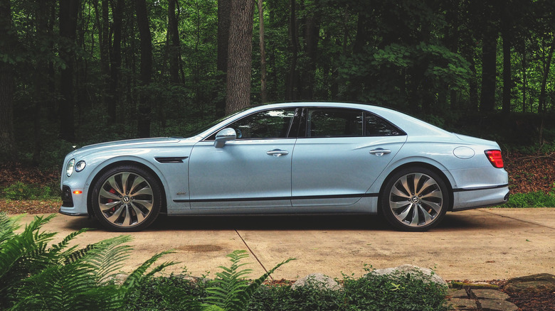 2022 Bentley Flying Spur Hybrid