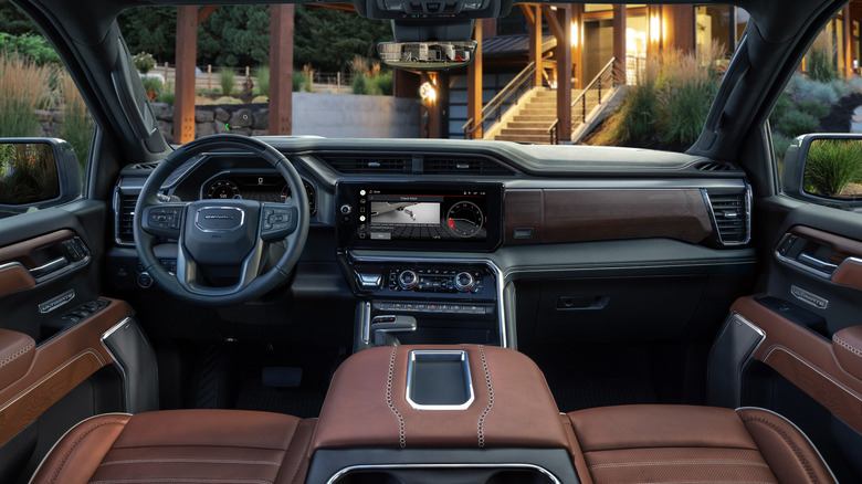 GMC Sierra dashboard