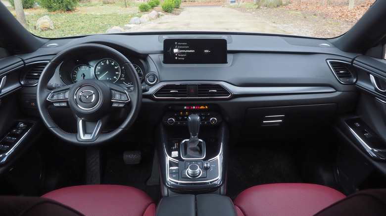 2022 Mazda CX-9 cabin