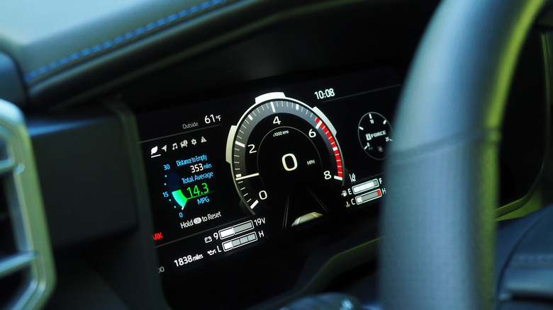 2022 Toyota Tundra driver display