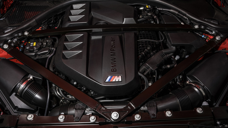 2023 BMW M2 engine